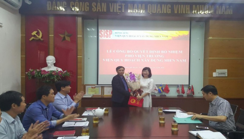 Trao quyết định điều động và bổ nhiệm cán bộ Viện Quy hoạch Xây dựng miền Nam