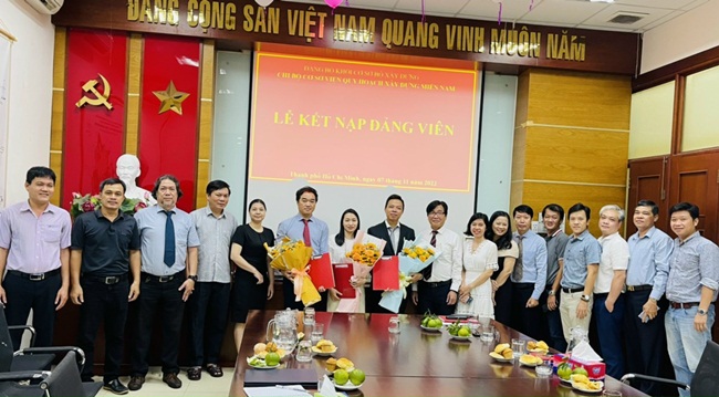 Kết nạp Đảng viên mới nhân dịp kỷ niệm 105 năm cách mạng tháng mười Nga