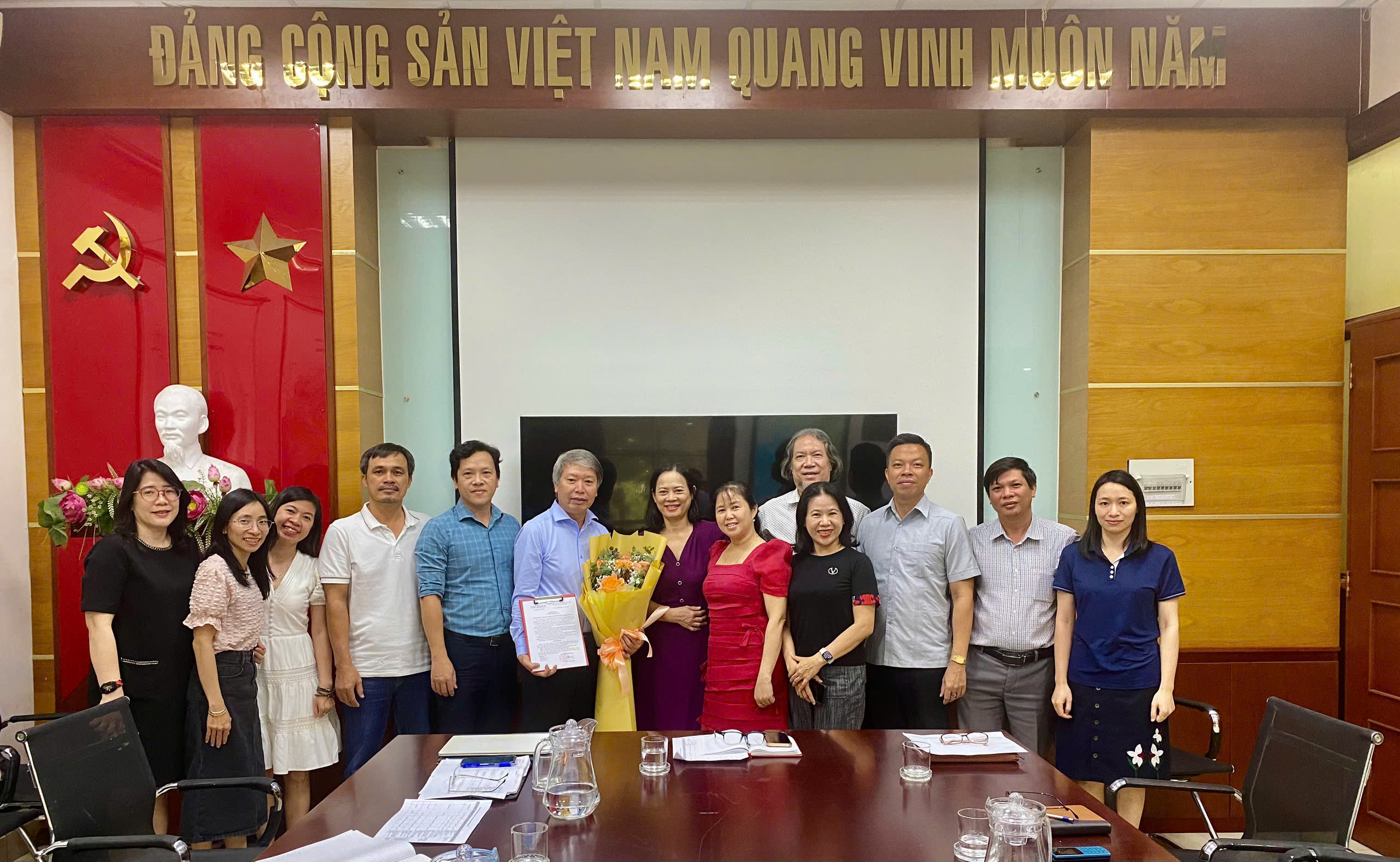 Trao quyết định bổ nhiệm cán bộ Viện Quy hoạch Xây dựng miền Nam